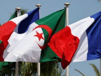 algerie france drapeaux