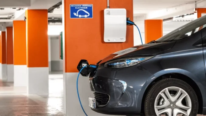 Bonus écologique 2025 voitures électriques en France