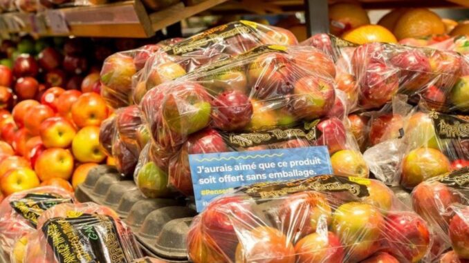 Plastique au supermarché : les 5 rayons à vérifier pendant vos courses