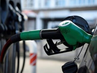 Carburant : le gazole baisse mais l’essence repart à la hausse, faut-il faire le plein maintenant ?”
