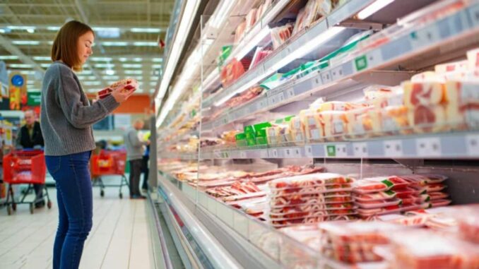 Rappels alimentaires : les lots à vérifier pour la pâte à tartiner, le poke bowl, la viande et la crème