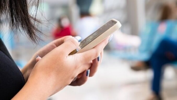 Forfaits mobiles pas chers : les écarts de prix cachés derrière les mensualités