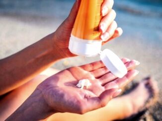 Crèmes solaires sur Temu, Shein et AliExpress : les plateformes annoncent des retraits après un test préoccupant