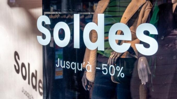 Soldes d’été 2026 : ventes en baisse, stocks élevés et des prix sous tension